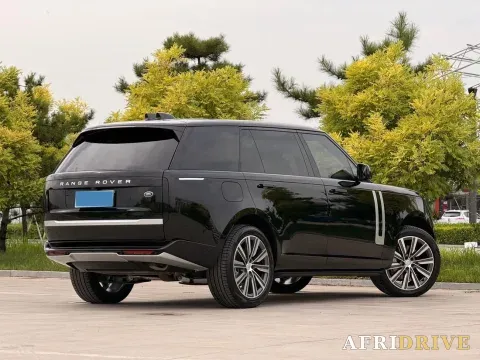 2025 Land Rover Range Rover 8