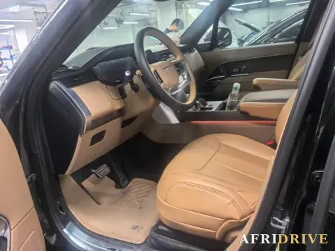 2025 Land Rover Range Rover 3