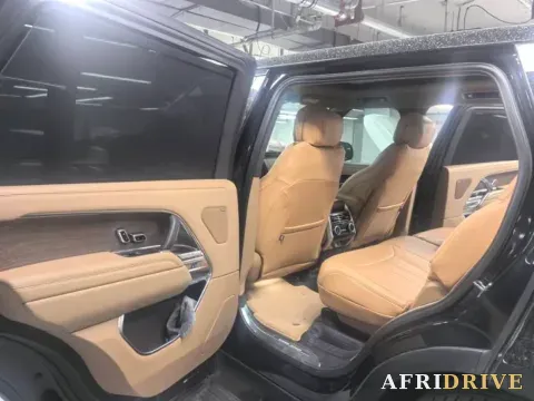 2025 Land Rover Range Rover 8