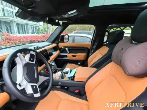 2023 Land Rover Defender 3
