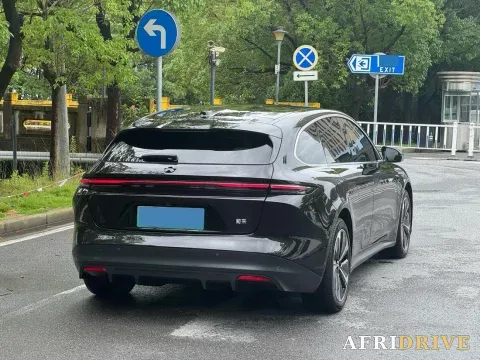 2024 NIO ET5T 11