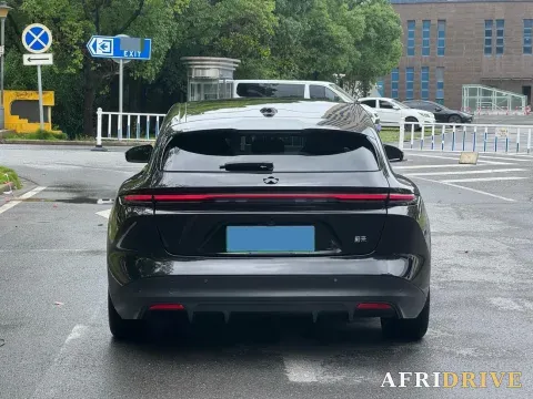 2024 NIO ET5T 12