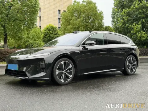 2025 NIO ET5T