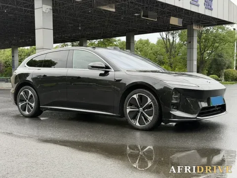 2025 NIO ET5T 3
