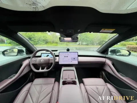 2025 NIO ET5T 8