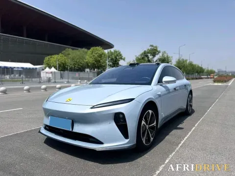 2023 NIO ET5T