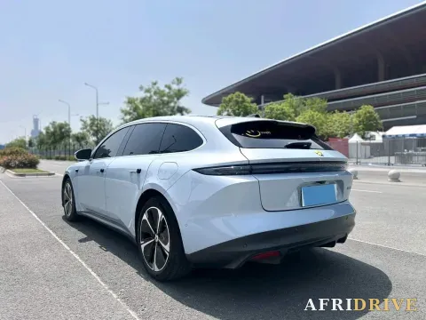 2023 NIO ET5T 8