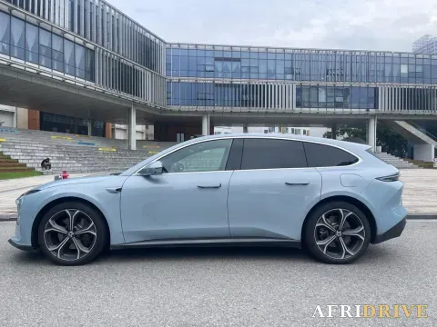2023 NIO ET5T 4