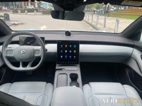 2023 NIO ET5T 9