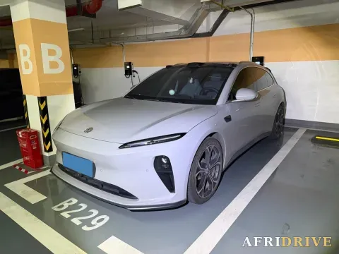 2024 NIO ET5T