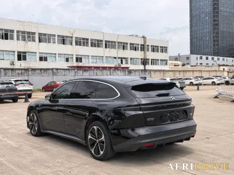2023 NIO ET5T 5