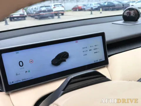 2023 NIO ET5T 9