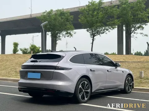 2025 NIO ET5T 6