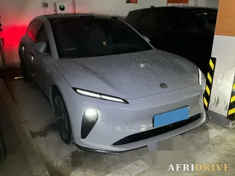 2024 NIO ET5T 9