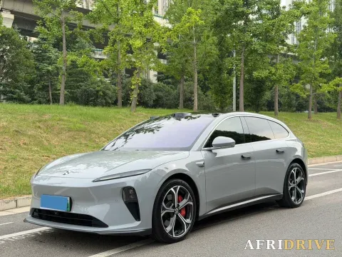 2024 NIO ET5T