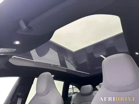 2025 NIO ET5T 11