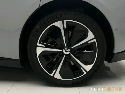 2025 NIO ET5T 12