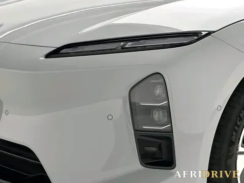 2025 NIO ET5T 9