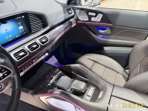 2021 Mercedes-Benz GLS Class 7