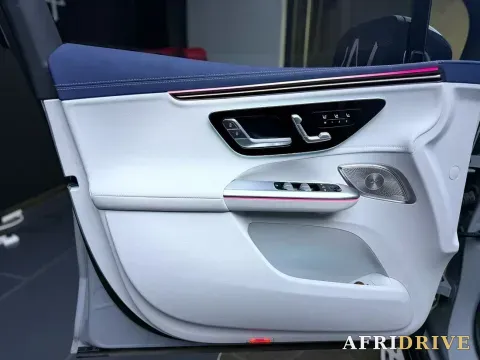 2023 Mercedes-Benz EQE SUV 8