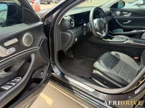 2019 Jaguar F-PACE 4