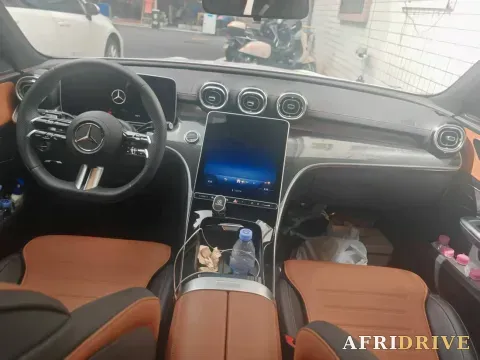 2025 Mercedes-Benz C Class 3