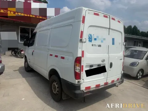 2021 MAXUS XinTu V80 3