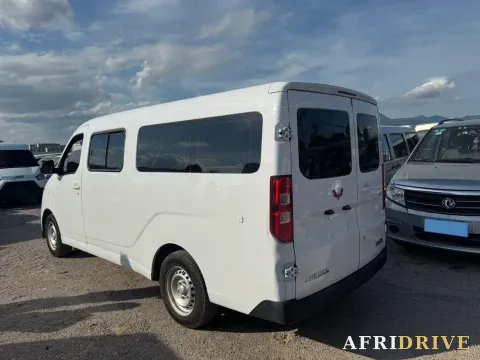 2024 WuLing YangGuang 6