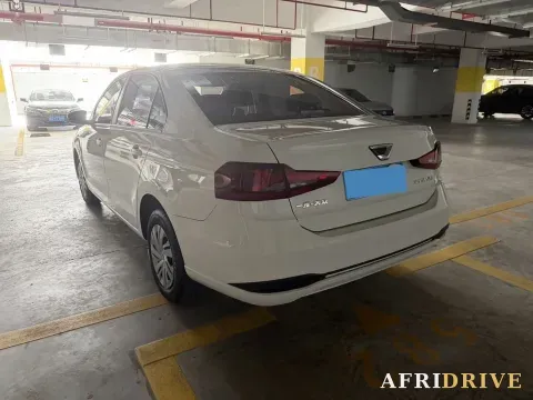 2024 Jetta VA3 4