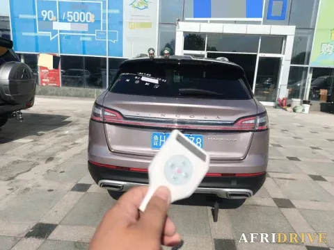 2021 Lincoln Nautilus 8