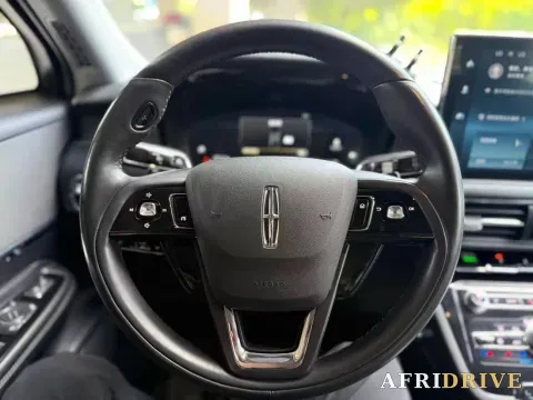 2022 Lincoln Corsair 12