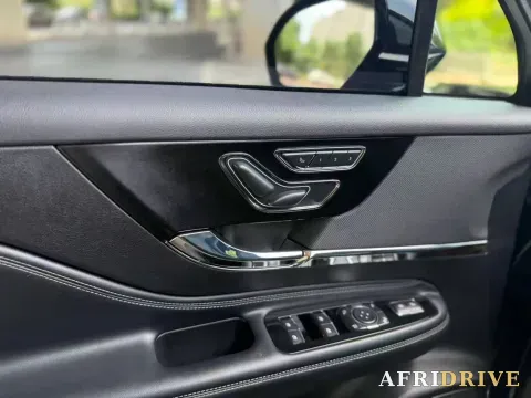 2022 Lincoln Corsair 9