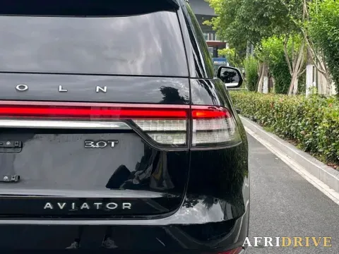 2021 Lincoln Aviator 10