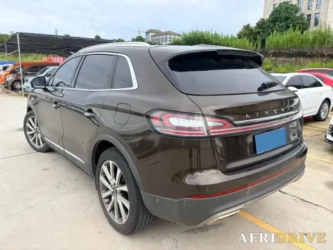 2019 Lincoln Nautilus 4