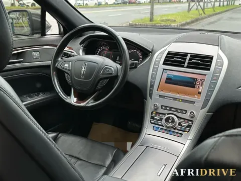 2020 Lincoln MKZ 12