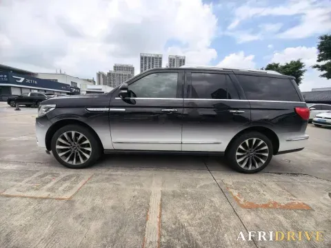 2019 Lincoln Navigator 4