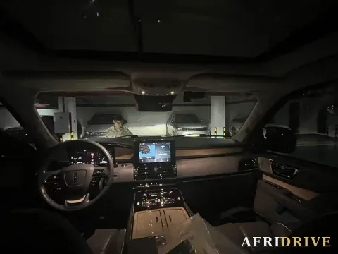 2020 Lincoln Navigator 4