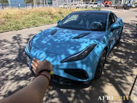 2023 Neta GT