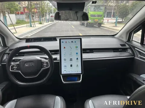 2021 Neta V 5