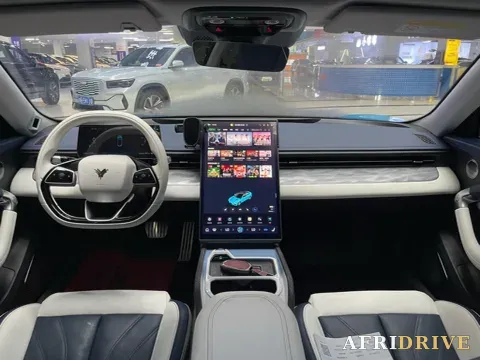 2023 Neta GT 6
