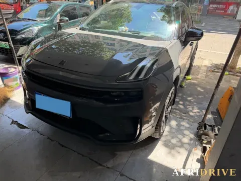 2023 LYNK&CO 03