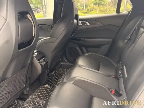 2022 LYNK&CO 03 7