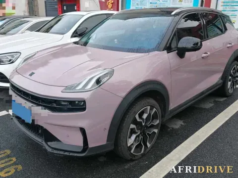 2023 LYNK&CO 03