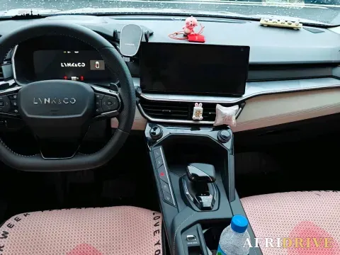2023 LYNK&CO 03 7