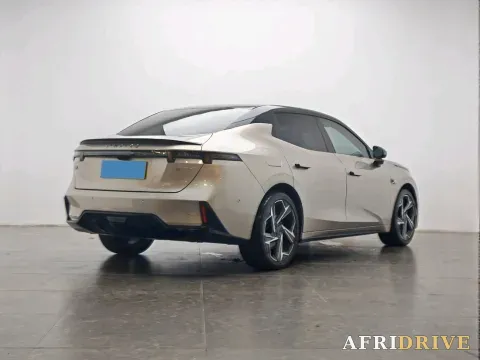 2024 LYNK&CO 01 5