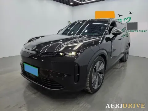 2023 LYNK&CO 08 EM-P