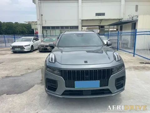 2021 LYNK&CO 09 EM-P 2