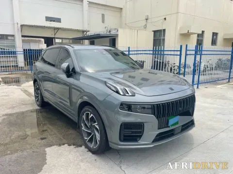 2021 LYNK&CO 09 EM-P 3