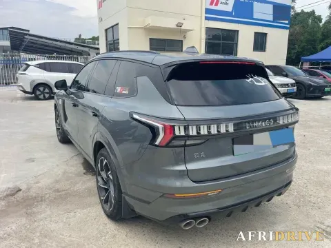 2021 LYNK&CO 09 EM-P 4