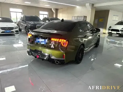 2022 LYNK&CO 03 2